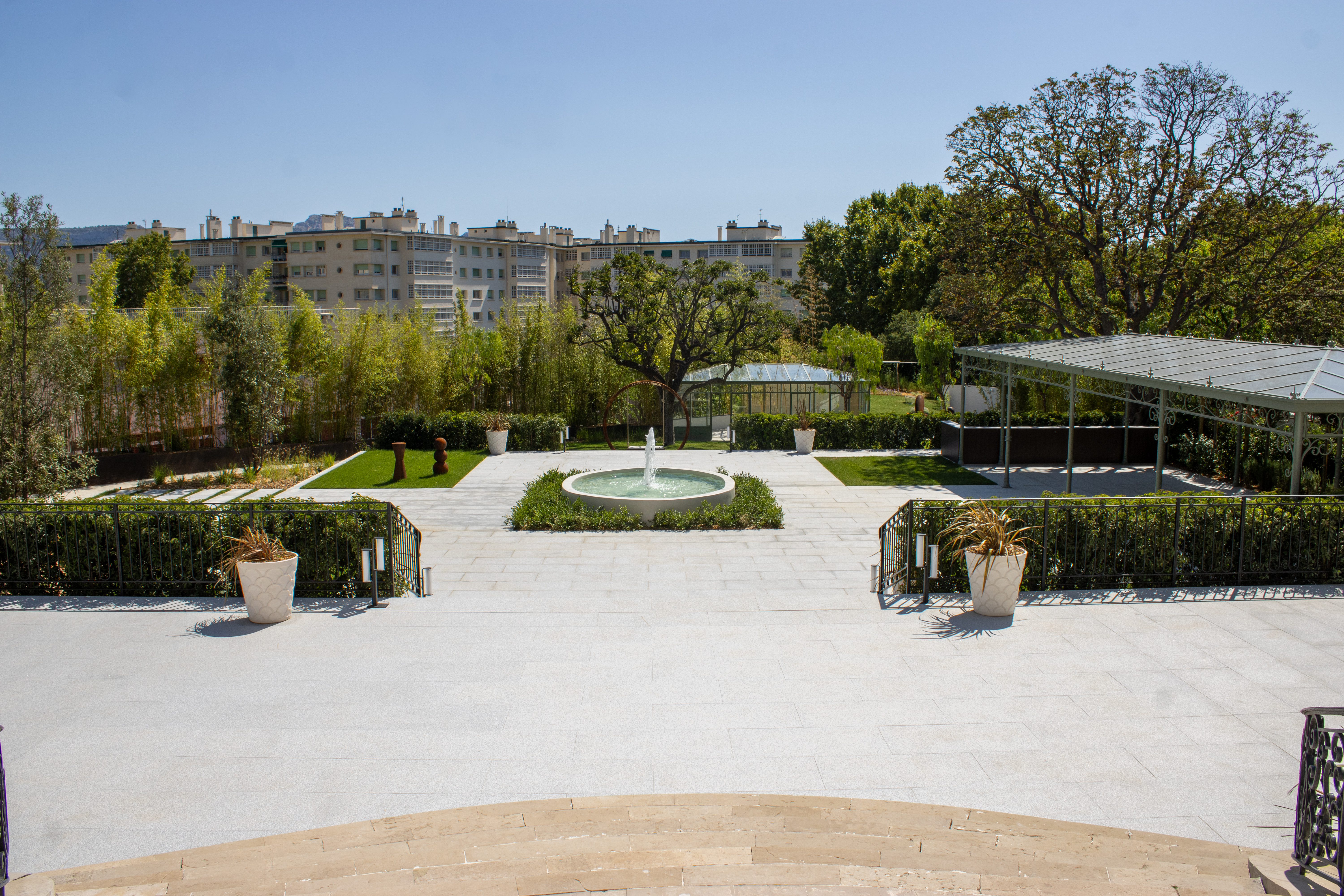 Le Pavillon 3